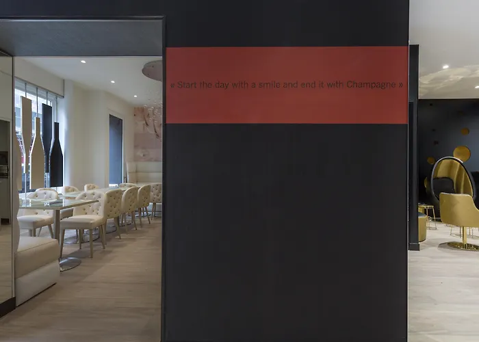 Les Bulles DeHotel Parigi